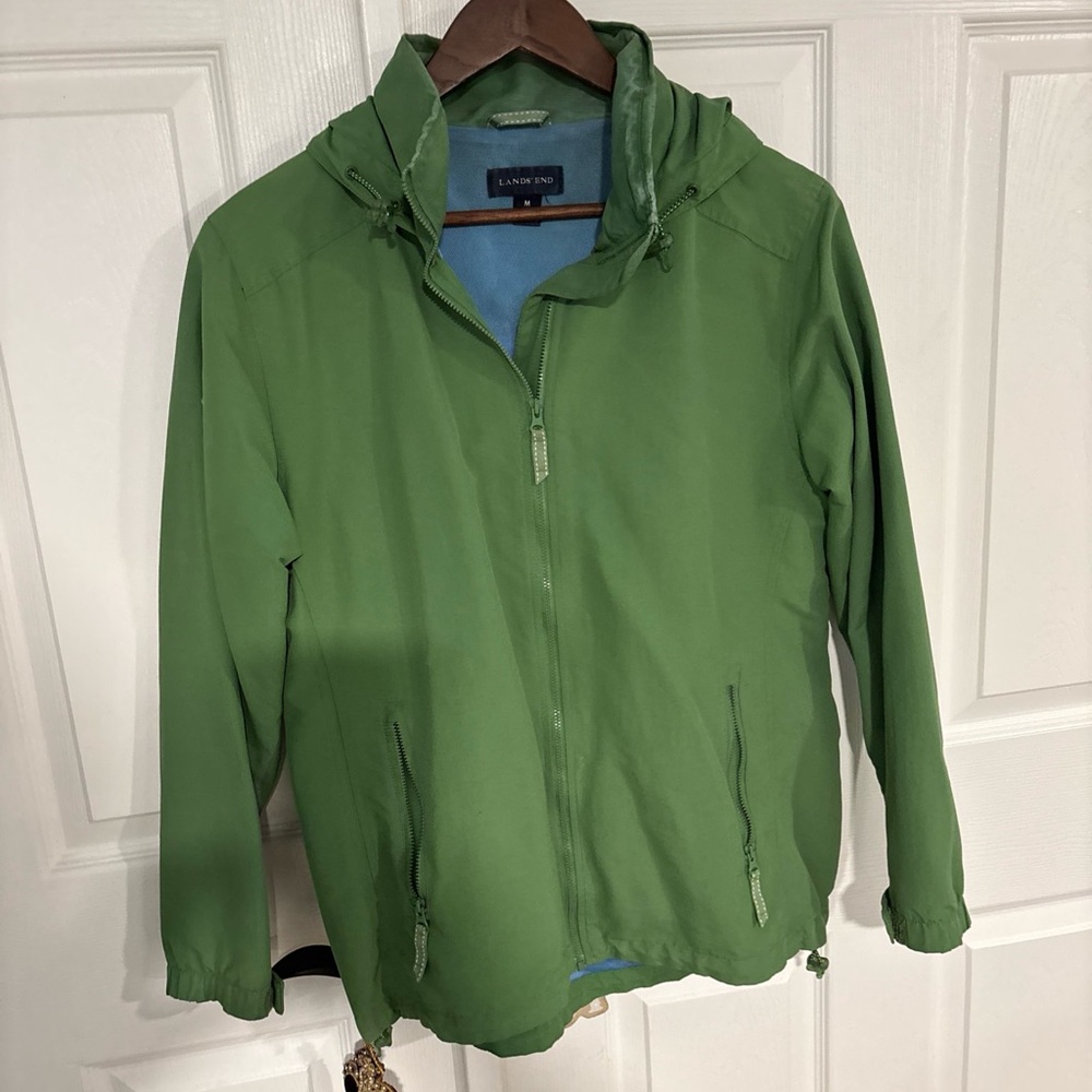Lands' End Women’s Vibrant Green Windbreaker size M (10-12)